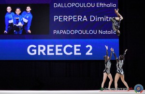 q11 w group din greece 2 gre ph simone ferraro sfa 2059 copia